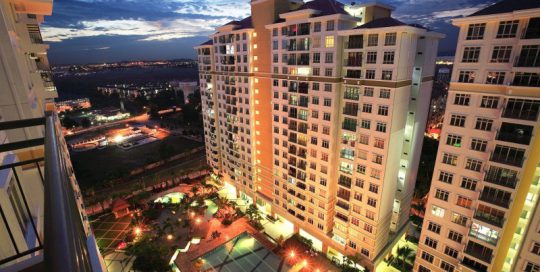 KIPARK Apartment Suites: Taman Tampoi Indah